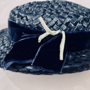Charming vintage Raffia Child's Hat